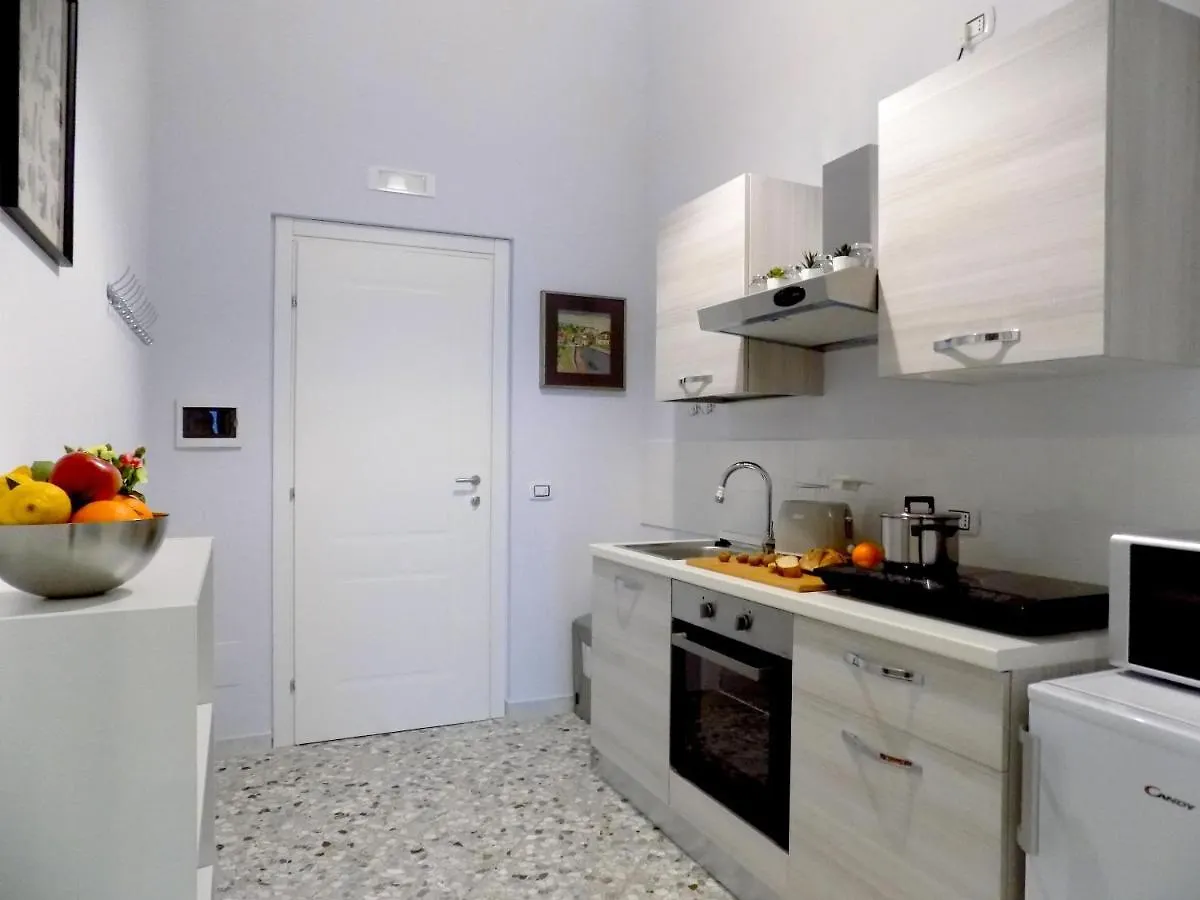 Treehouse Apartment Bari