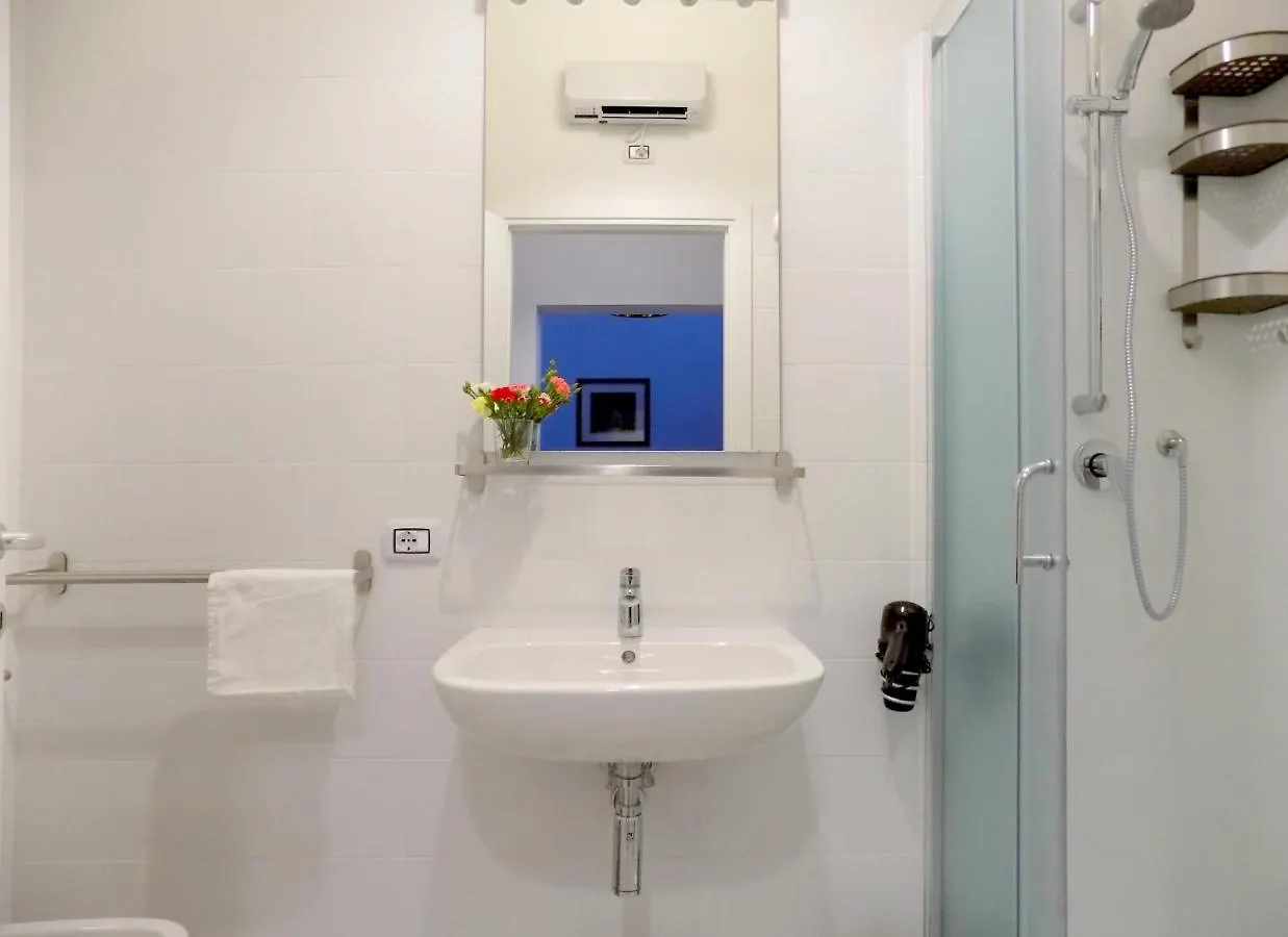 Treehouse Apartment Bari